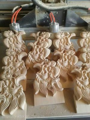 四川雅安 平面帶圓雕木工雕刻機(jī) 價格